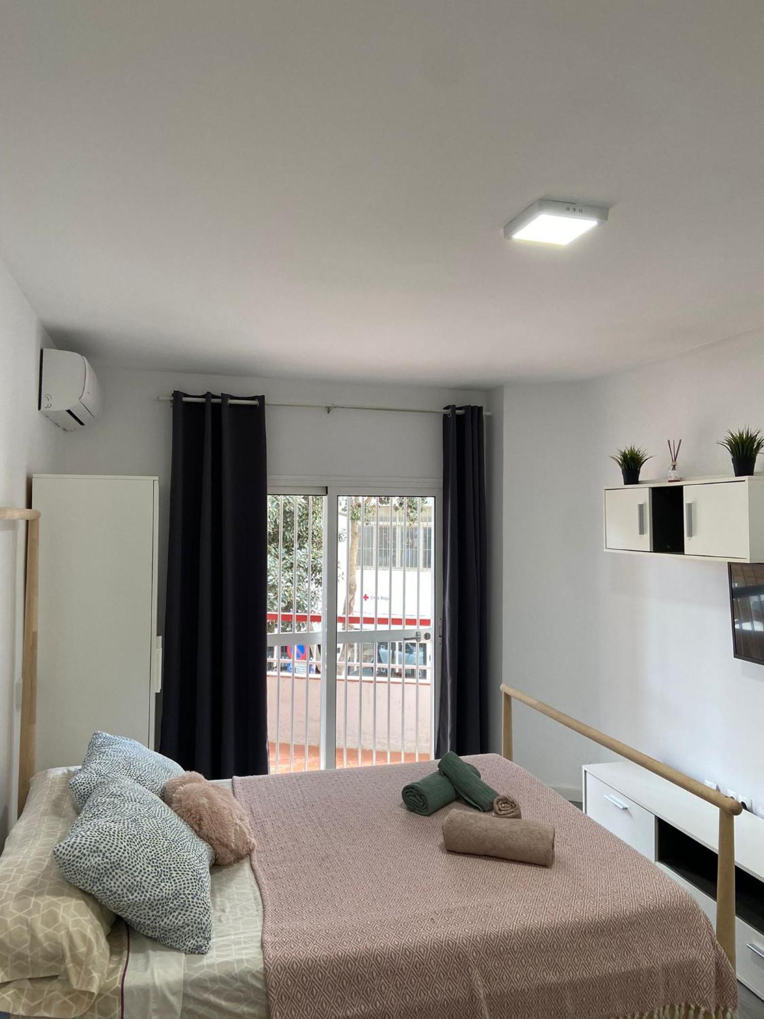 Joan Miro Apartment Torremolinos Bagian luar foto