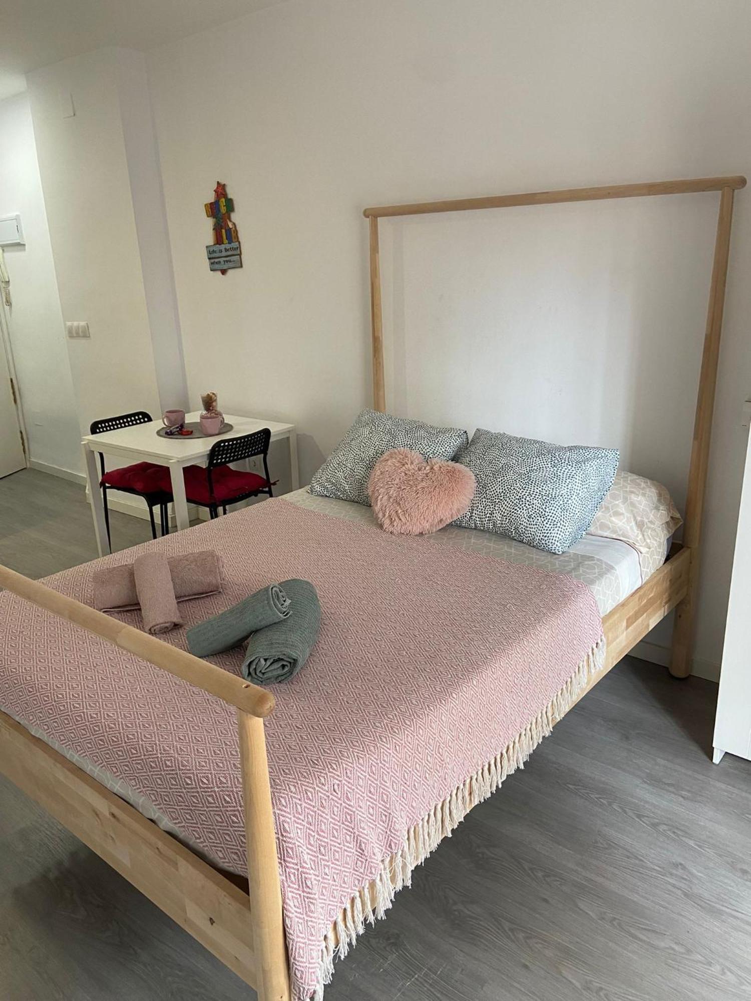 Joan Miro Apartment Torremolinos Bagian luar foto