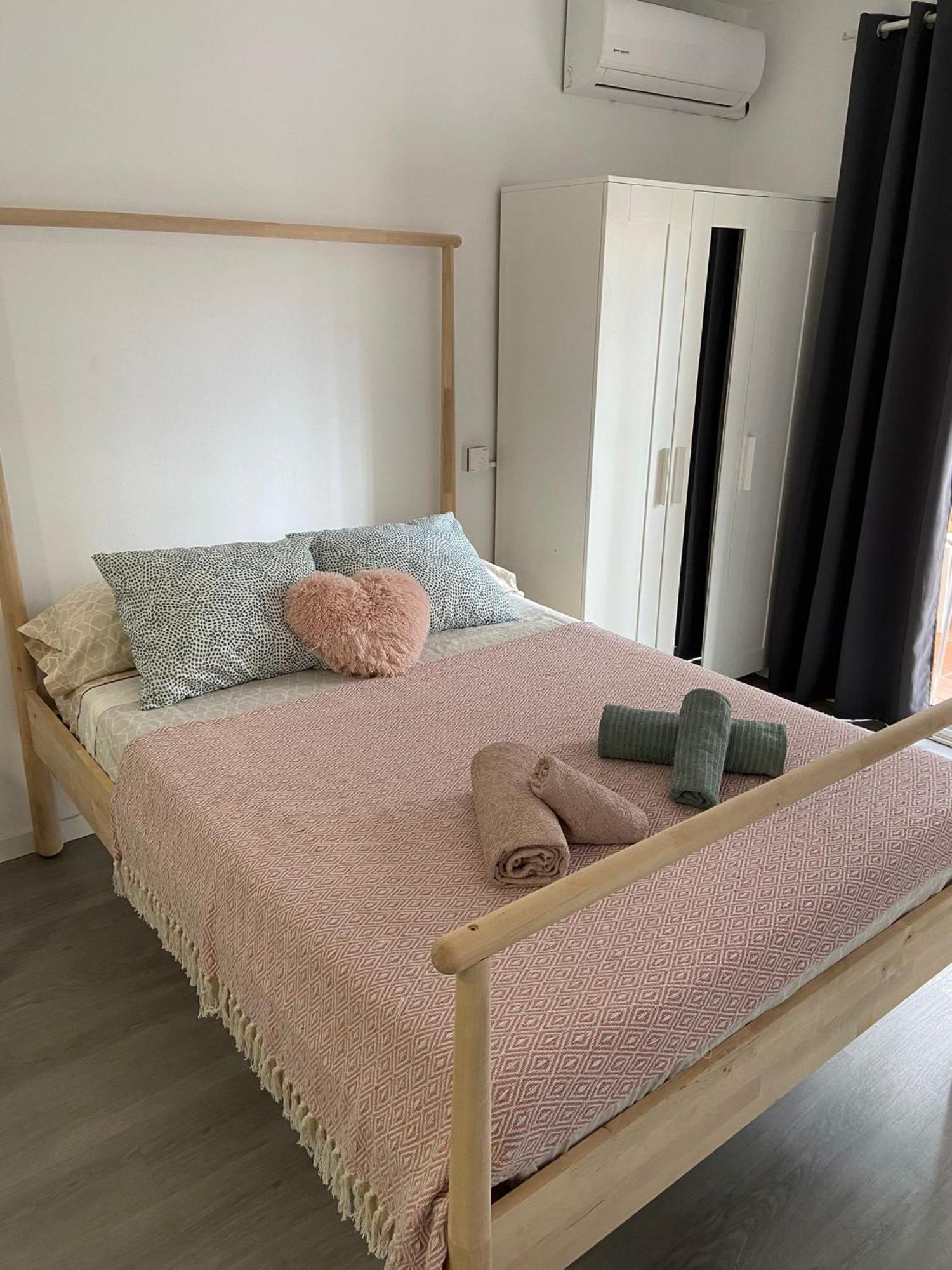 Joan Miro Apartment Torremolinos Bagian luar foto