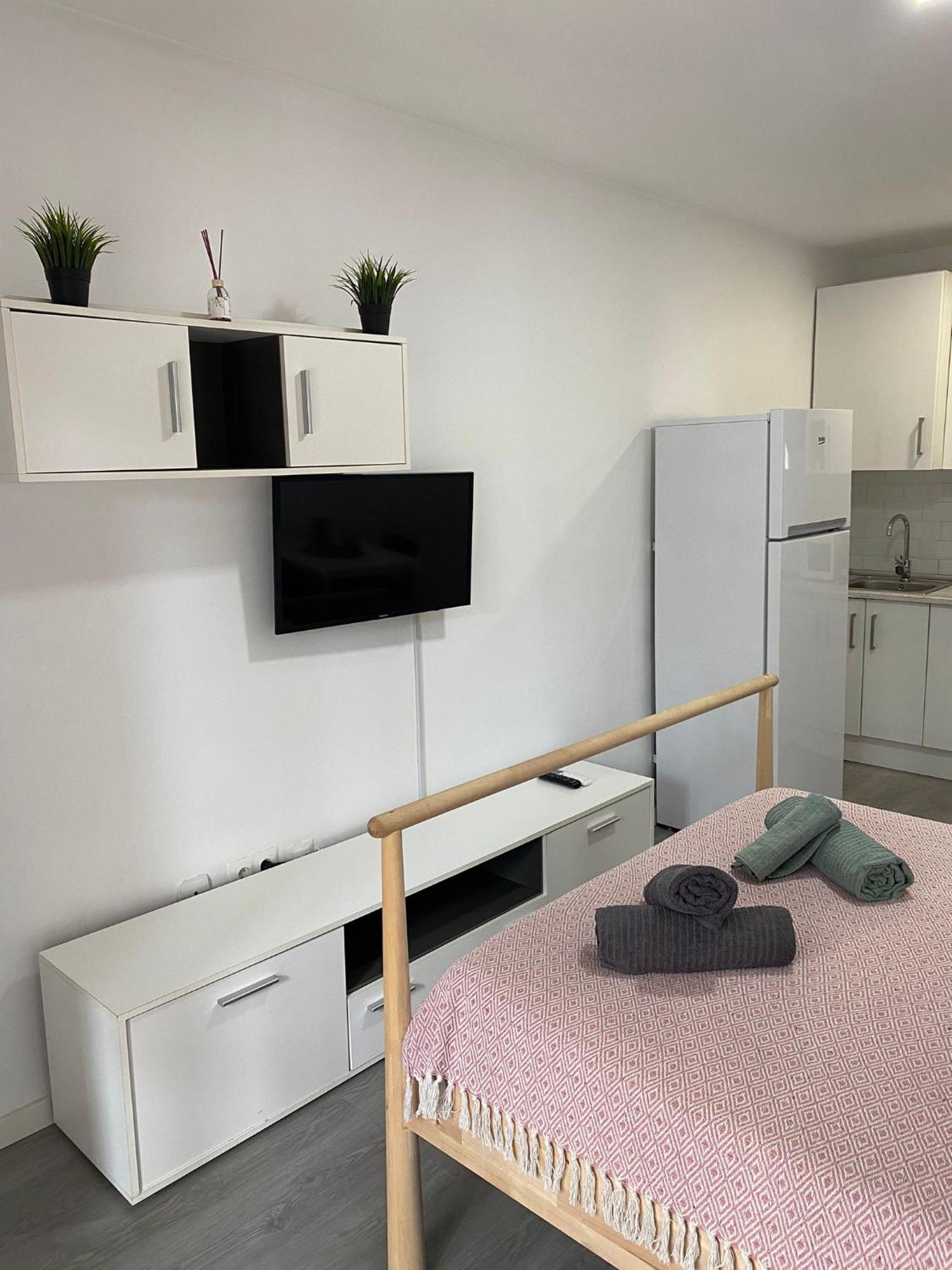 Joan Miro Apartment Torremolinos Bagian luar foto